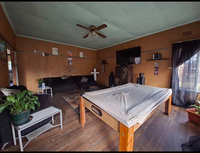 3 BEDROOM HOUSE FOR SALE IN THREE RIVERS
